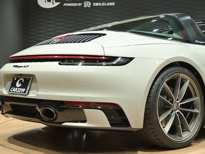 2024 Porsche 911 — миниатюра 27
