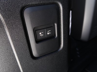 2024 LAND Rover DEFENDER 缩略图 14