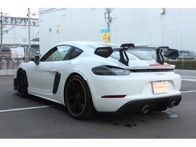 PORSCHE 718 CAYMAN - 6