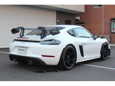 PORSCHE 718 CAYMAN - 3