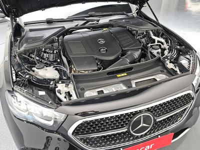 MERCEDES-BENZ E-CLASS - 7