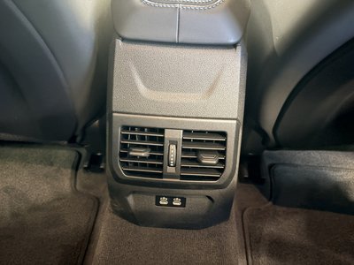 صورة مصغرة 30 لـ 2026 BMW 1 SERIES