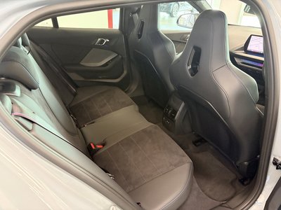 صورة مصغرة 29 لـ 2026 BMW 1 SERIES