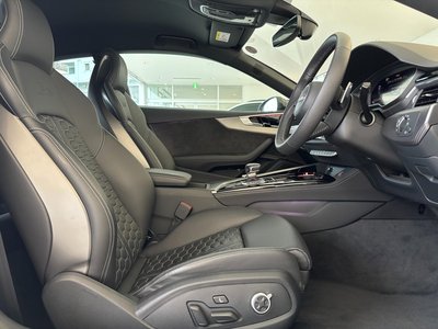 صورة مصغرة 24 لـ 2021 AUDI RS5