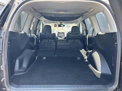 2023 Toyota LAND CRUISER PRADO 缩略图 18