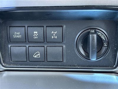 2023 Toyota LAND CRUISER PRADO 照片 9