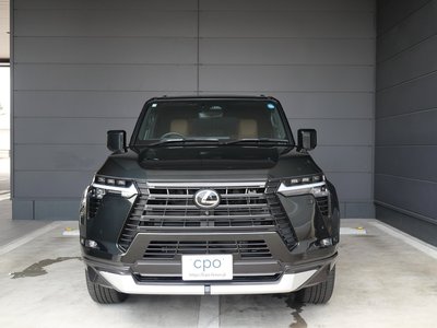 صورة 5 لـ 2025 Lexus GX