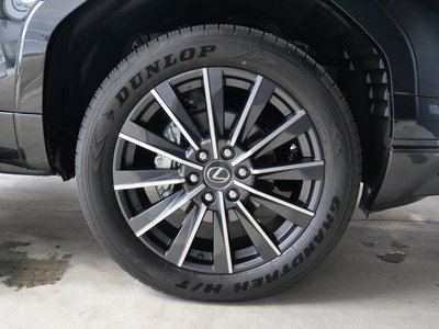 صورة مصغرة 18 لـ 2025 Lexus GX