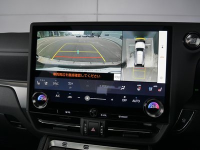 صورة 10 لـ 2025 Lexus GX