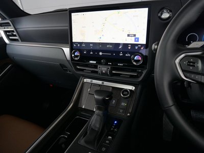 صورة مصغرة 11 لـ 2025 Lexus GX