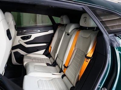 LAMBORGHINI URUS - 8