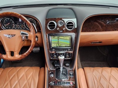 BENTLEY FLYING SPUR - 5