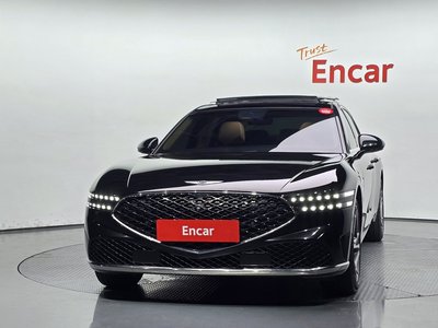 صورة 2 لـ 2022 Genesis G90 (RS4)