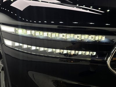 صورة 9 لـ 2022 Genesis G90 (RS4)