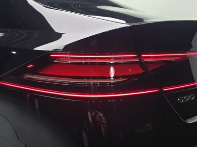 صورة 10 لـ 2022 Genesis G90 (RS4)