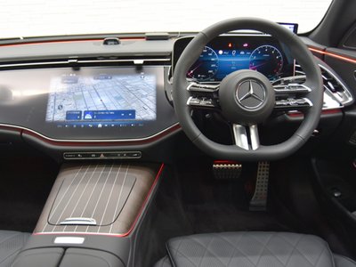 MERCEDES-BENZ E-CLASS - 9