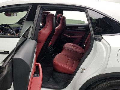 2025 Porsche MACAN — миниатюра 23