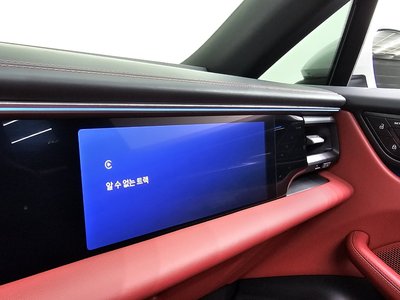 2025 Porsche MACAN — миниатюра 34
