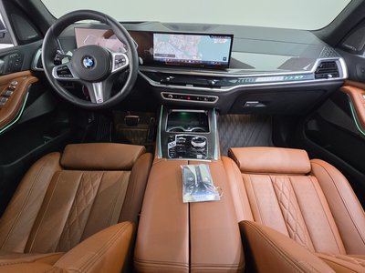 2025 BMW X7 — фото 4