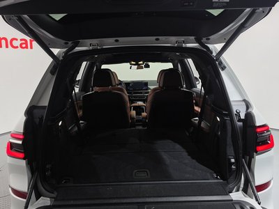 2025 BMW X7 — миниатюра 27