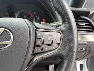 2017 Lexus LS 缩略图 32