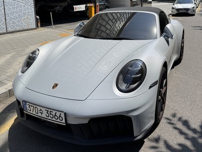PORSCHE 911 - 2