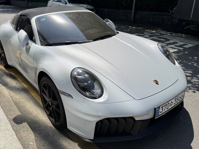 PORSCHE 911 - 4