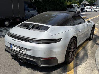 PORSCHE 911 - 7