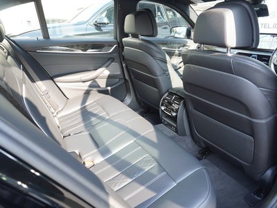 2023 BMW 5 SERIES — миниатюра 52