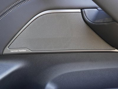 2023 BMW 5 SERIES — миниатюра 40