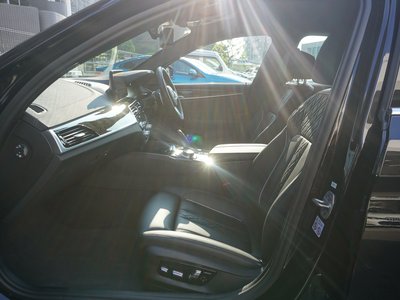 2023 BMW 5 SERIES — миниатюра 61