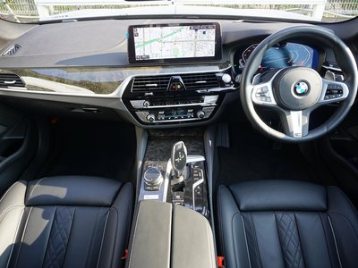 2023 BMW 5 SERIES — миниатюра 46