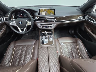 صورة 5 لـ 2021 BMW 7 SERIES