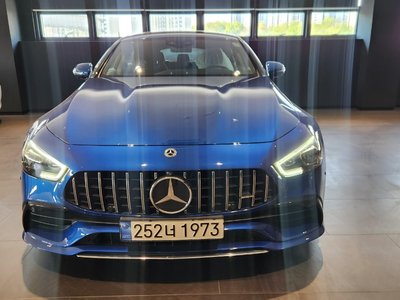 MERCEDES-BENZ GT AMG