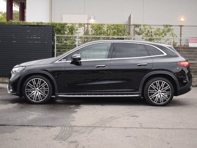 MERCEDES-BENZ EQE - 8