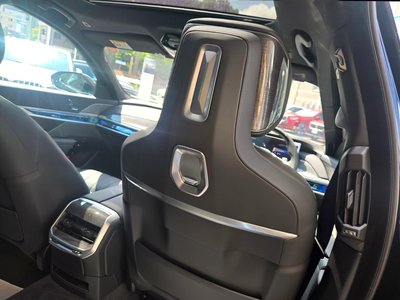2025 BMW 7 SERIES 缩略图 35