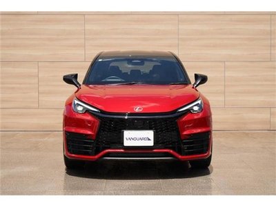 صورة 8 لـ 2025 Lexus LBX