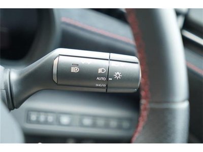 صورة مصغرة 38 لـ 2025 Lexus LBX