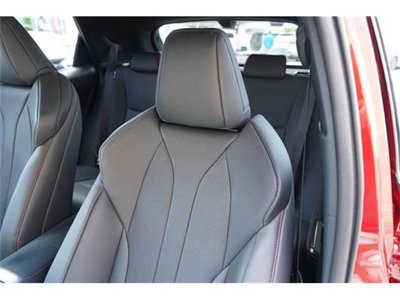 صورة مصغرة 11 لـ 2025 Lexus LBX