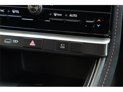 صورة مصغرة 30 لـ 2025 Lexus LBX