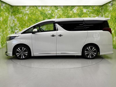 TOYOTA ALPHARD - 2