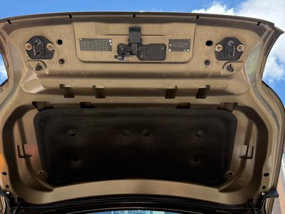 LAND ROVER DEFENDER - 7