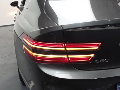GENESIS G80 (RG3) - 10