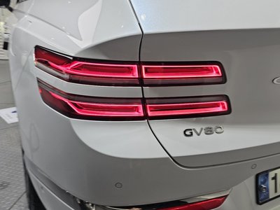 GENESIS GV80 - 10