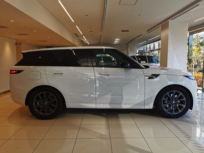 2025 LAND Rover RANGE ROVER SPORT — миниатюра 25