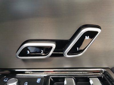 2025 LAND Rover RANGE ROVER SPORT — миниатюра 20
