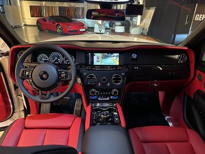 ROLLS-ROYCE CULLINAN - 9