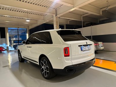 ROLLS-ROYCE CULLINAN - 2