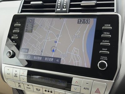 TOYOTA LAND CRUISER PRADO - 9