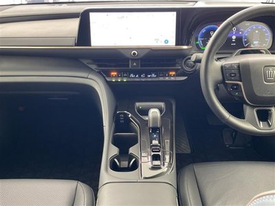 TOYOTA CROWN SPORT - 2